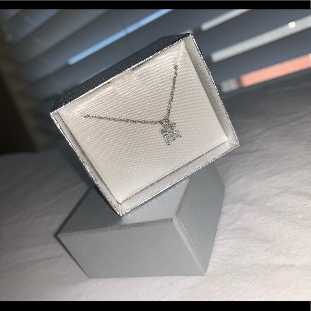 NWT Princess-Cut Diamond Pendant 14K White Gold